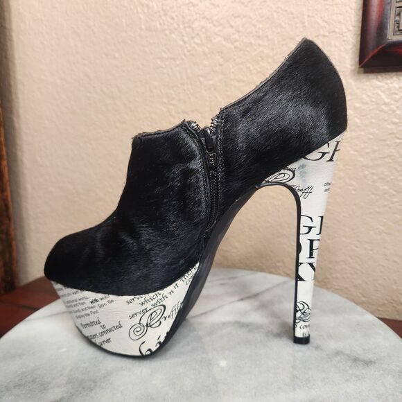 Shoes Of Prey Heels Womens 37 Black White Newspaper Custom Stiletto Platform - Picture 9 of 15